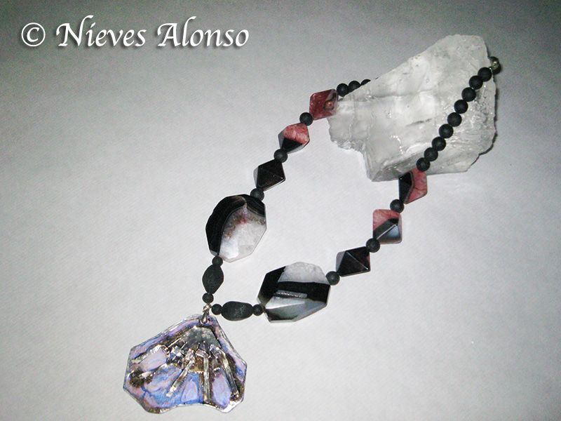Collar 3